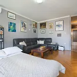 Bezo1 Apartamento *